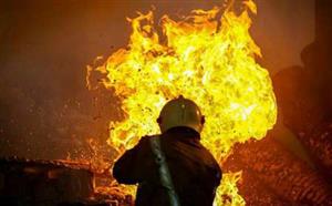 مهار آتش سوزی در پتروشیمی آبادان