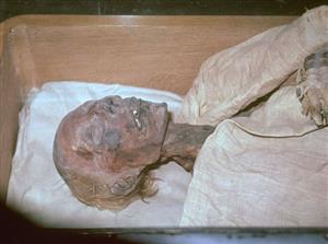 کشف شوک آور جسد سالم فرعون دوم + تصاویر 