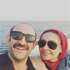 سلفی دریایی و زیبای بازیگر سرشناس پایتخت و همسر دومش + عکس