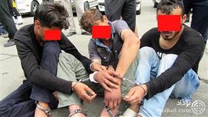 مرد افغان متهم به آزار و اذیت زنی ایرانی زیر همه چیز زد + عکس