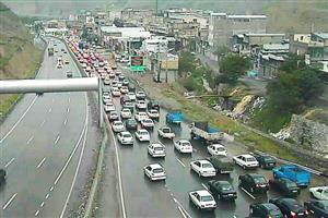 ترافیک نیمه سنگین در آزادراه کرج- تهران و قزوین