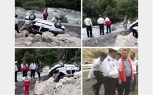 سقوط مرکبار خودرو به رودخانه هراز