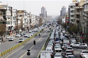 ترافیک سنگین و نیمه سنگین در بزرگراه‌های شهر تهران