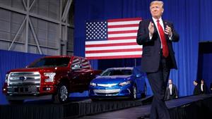 ترامپ اجرای تعرفه ۲۵ درصدی واردات خودرو را به تعویق انداخت
