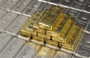 کاهش قیمت طلا همسو با عقب‌گرد دلار
