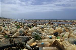 اعلام جنگ علیه پلاستیک‌های شناور در اقیانوس‌ها