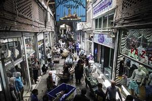 هشدار در مورد سقف در حال ریزش بازار آهنگران تهران
