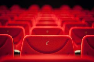 سینما و تئاتر درآستانه کمای مجدد