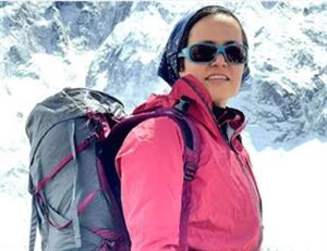 کوهنورد زن ایرانی به لوتسه صعود کرد