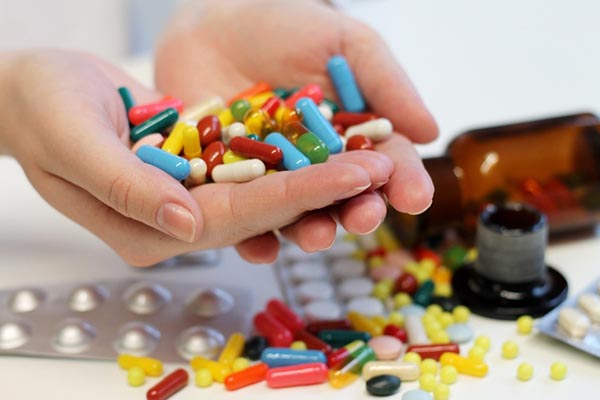 خطرات افزایش مصرف داروهای بدون نسخه